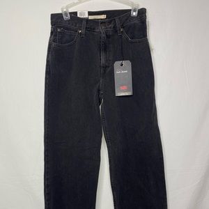 BNWT Levi “Dad Jeans” from Urban Outfitters 26”